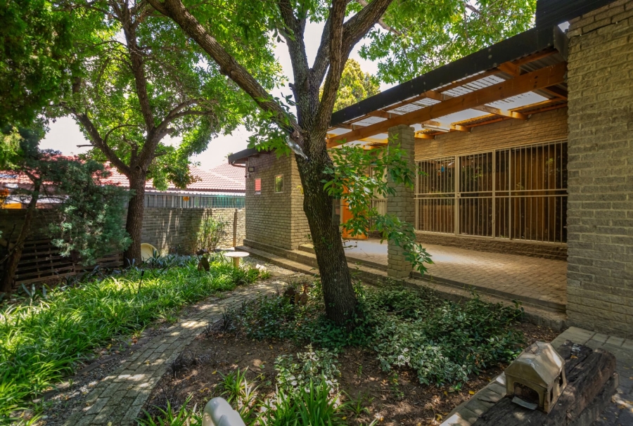 5 Bedroom Property for Sale in Jordania Free State